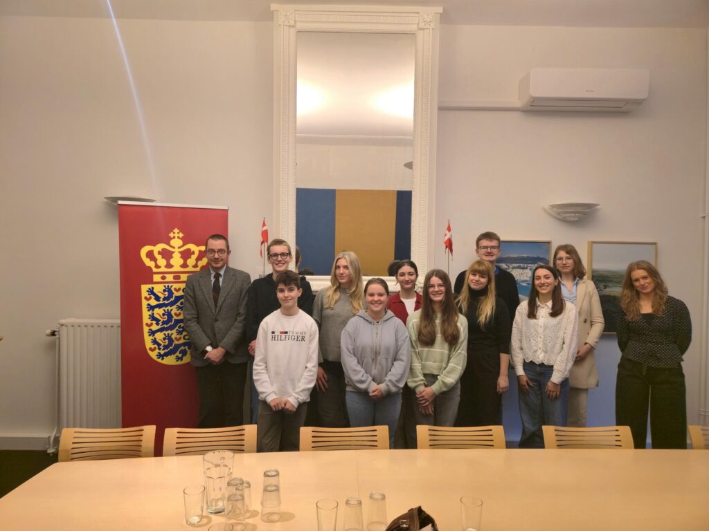 MUN-AG besucht die Dänische Botschaft
