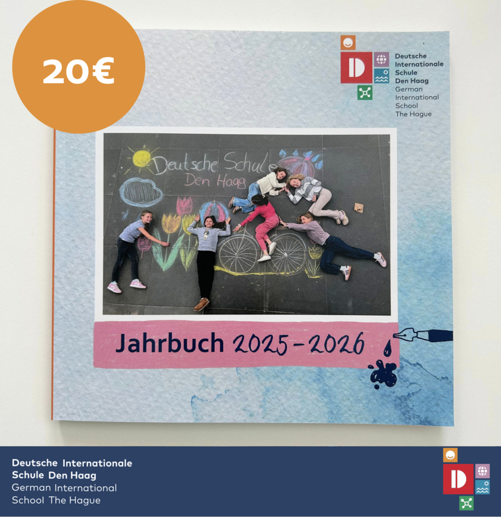 Wir freuen uns, Ihnen mitteilen zu können, dass das Jahrbuch 2025/26 ab sofort in der Verwaltung erhältlich ist.